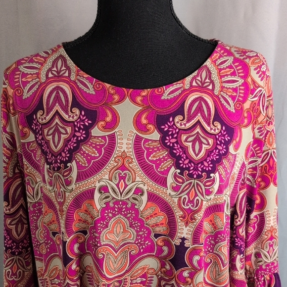 Chico'sโ Pink Boxy Blouse with Bell Sleeves - Picture 4 of 7